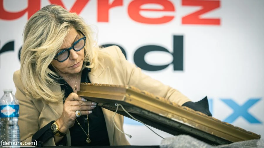 Estimation de vos biens et dédicaces avec Caroline Margeridon